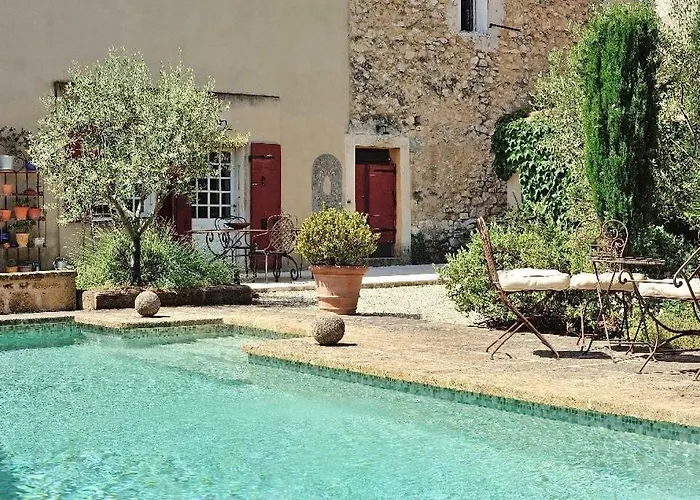 Bed and Breakfast Le petit Figuier à La Roque-d'Antheron